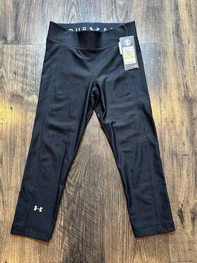 NWT Under Armour Women's HeatGear Compression Capri Legging Black, Size S